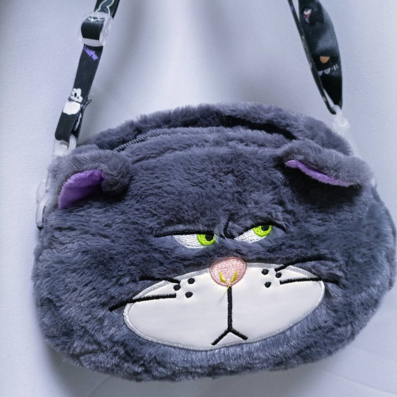 “Bolso Disney Lucifer gato inspirado en Cenicienta”