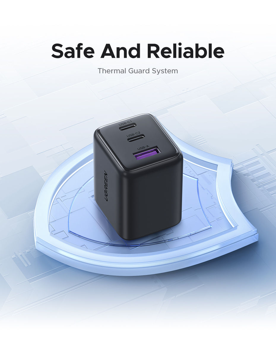 Miniatura: Cargador UGREEN X515 GaN 30W con puerto USB-C y USB-A.