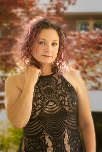 Amanda Duncan (3)-2-Edit-Edit.jpg