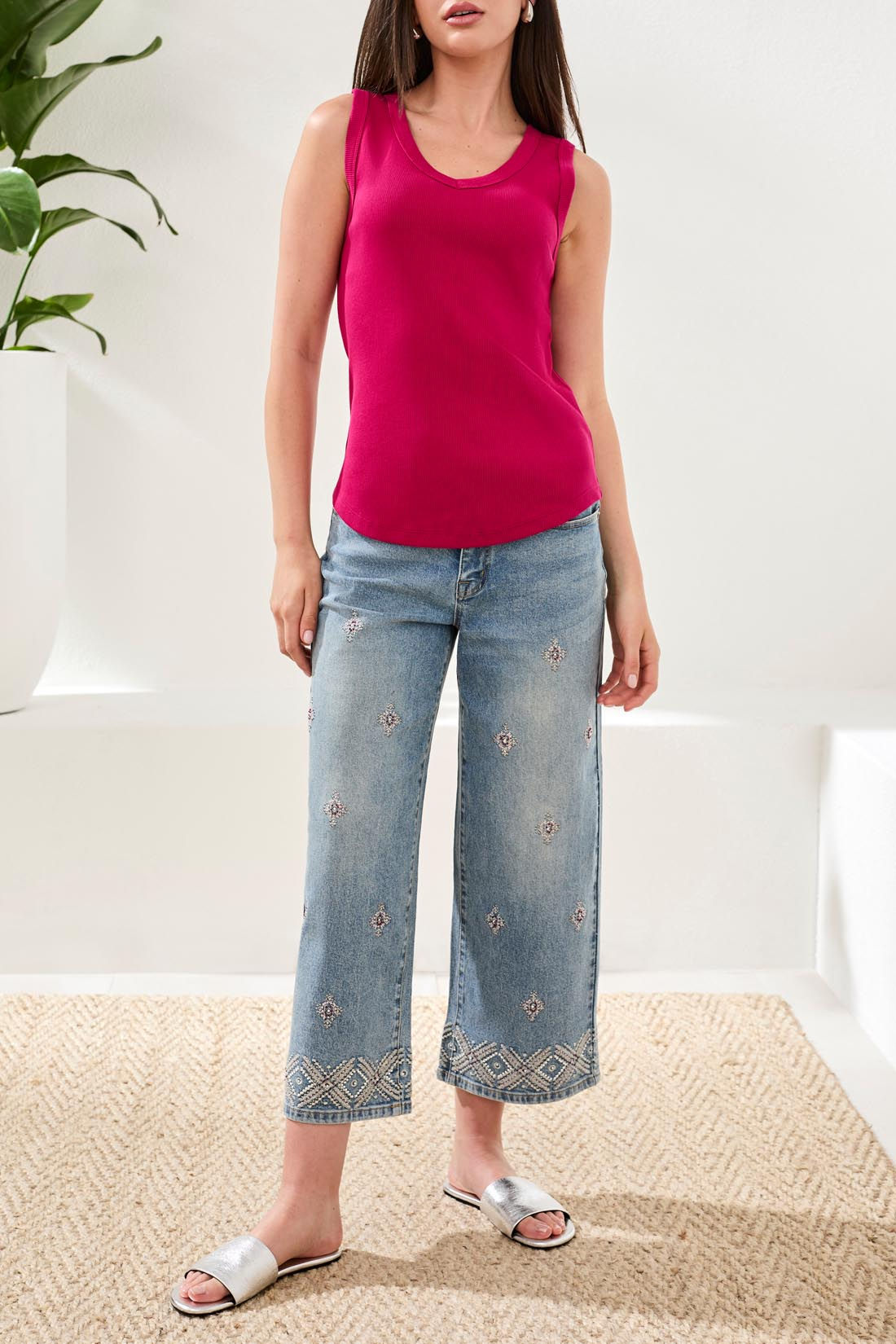 TRIBAL Wear 2 Ways Gardenia Tank