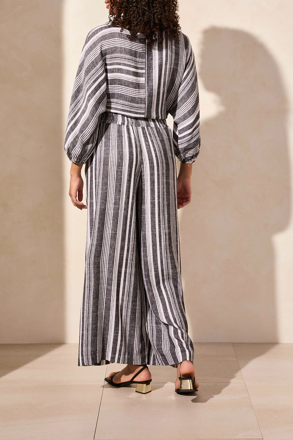 Thumbnail: Pull-On Flow Wide Leg Pant with Pockets