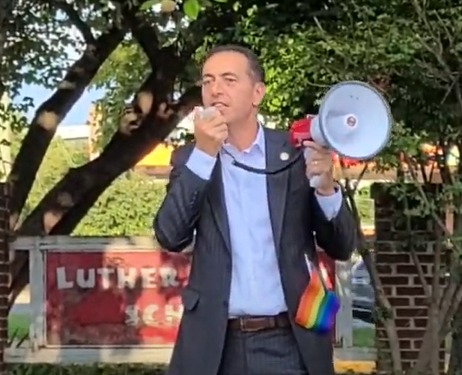 Delegate Marcus Simon