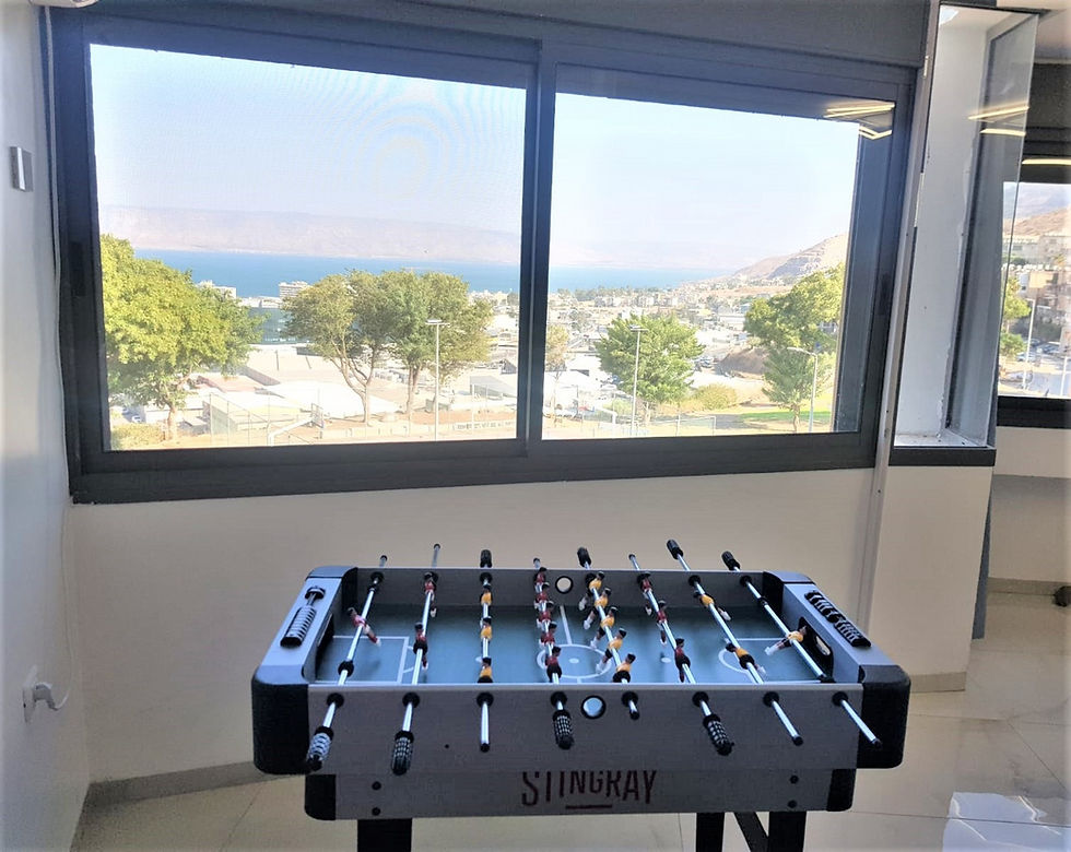 שולחן כדורגל