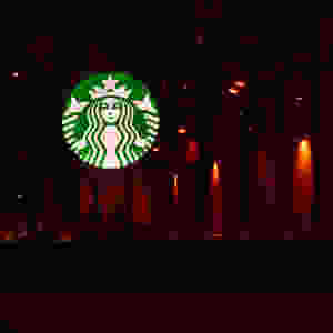 Starbucks è arrivato a Milano @IlariaGiacomello