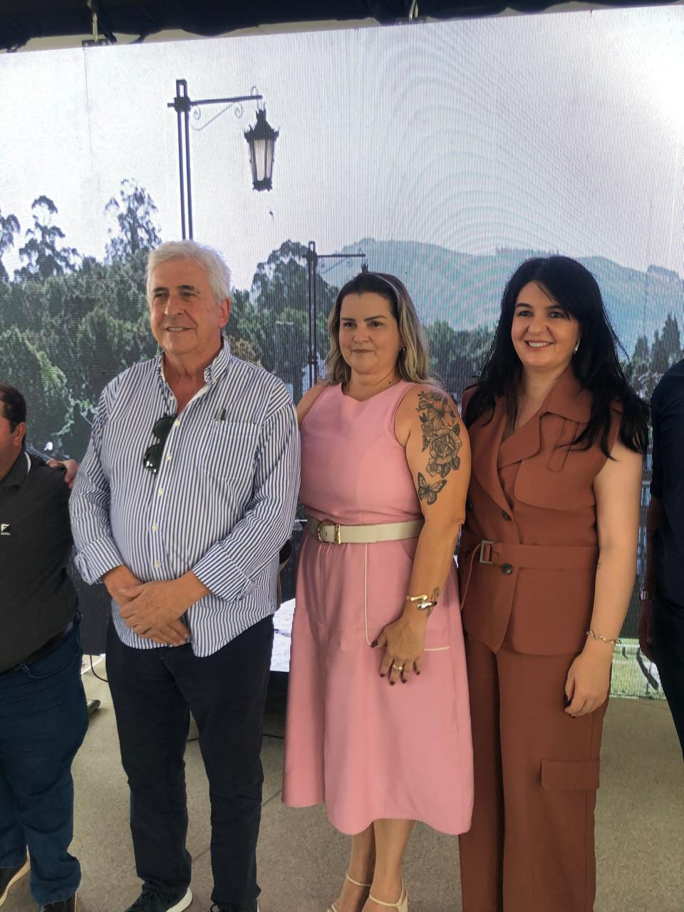 Jorge Rebelo, presidente do Vila Galé, vice prefeita de Brumadinho, Aline Braga, secretária adjunta de Cultura e Turismo de Minas Gerais, Josiane de Souza
