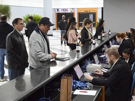 Atualizando conhecimentos , fazendo negócios!