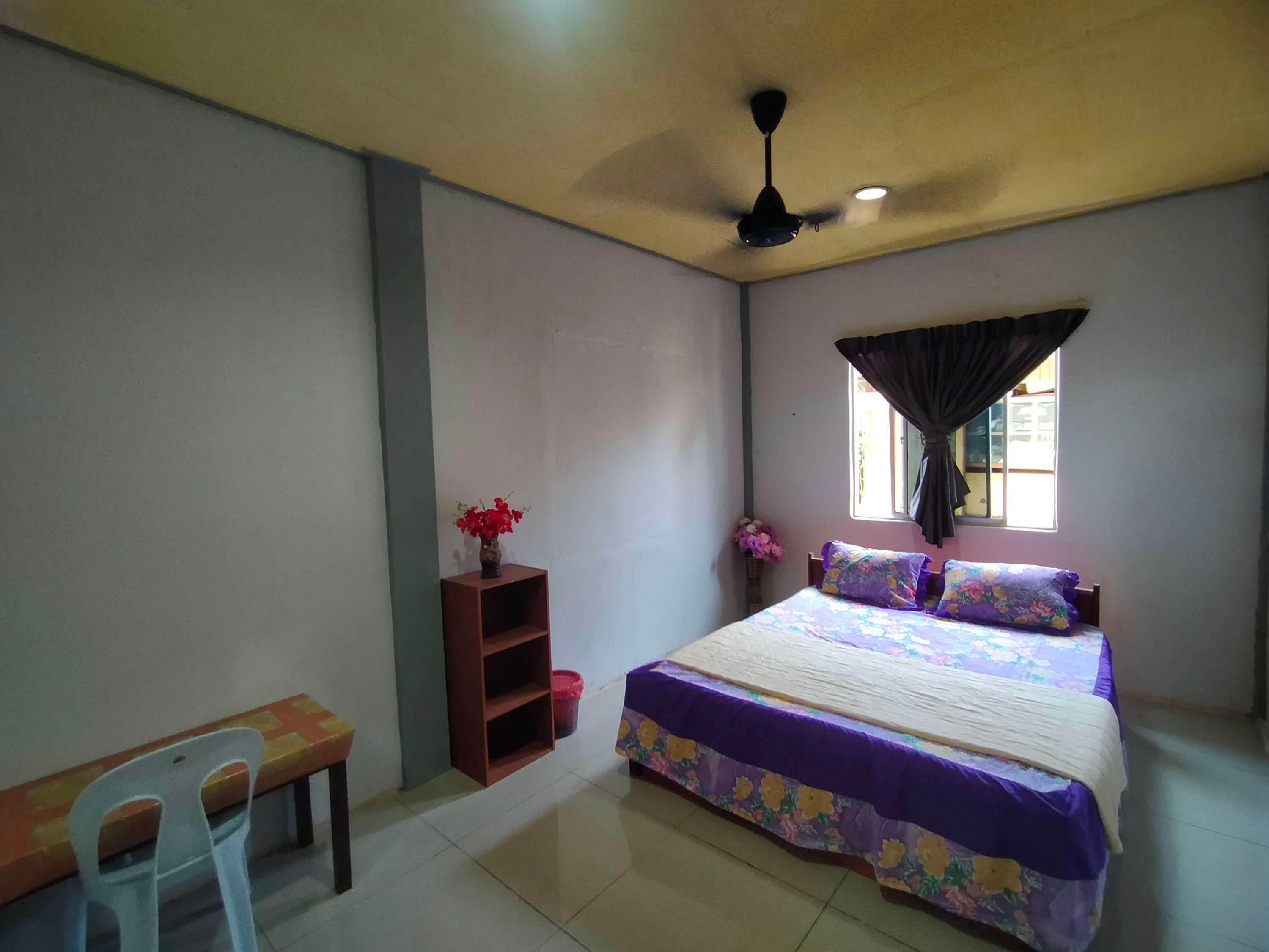 Budget Room