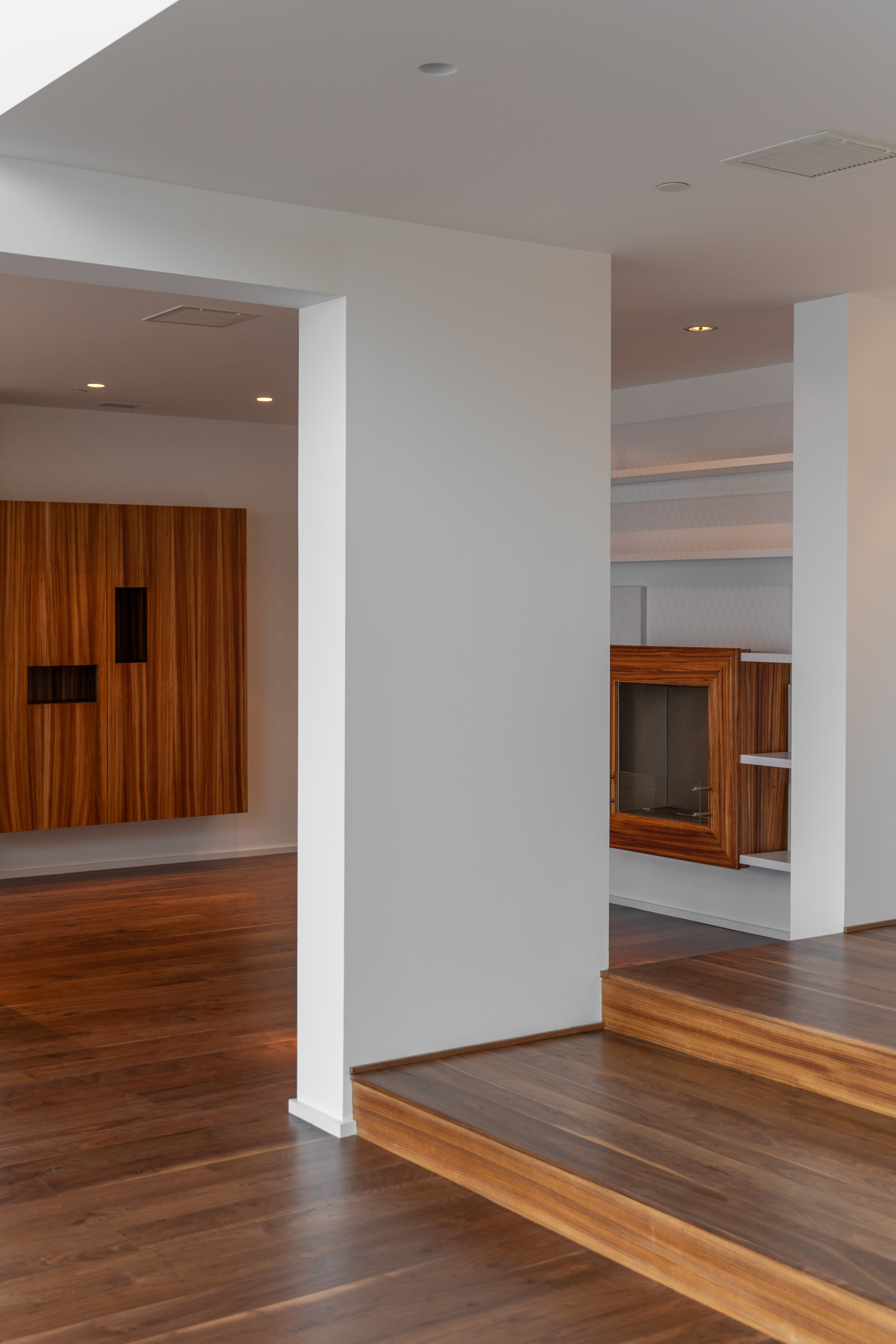 River Oaks Penthouse image 12