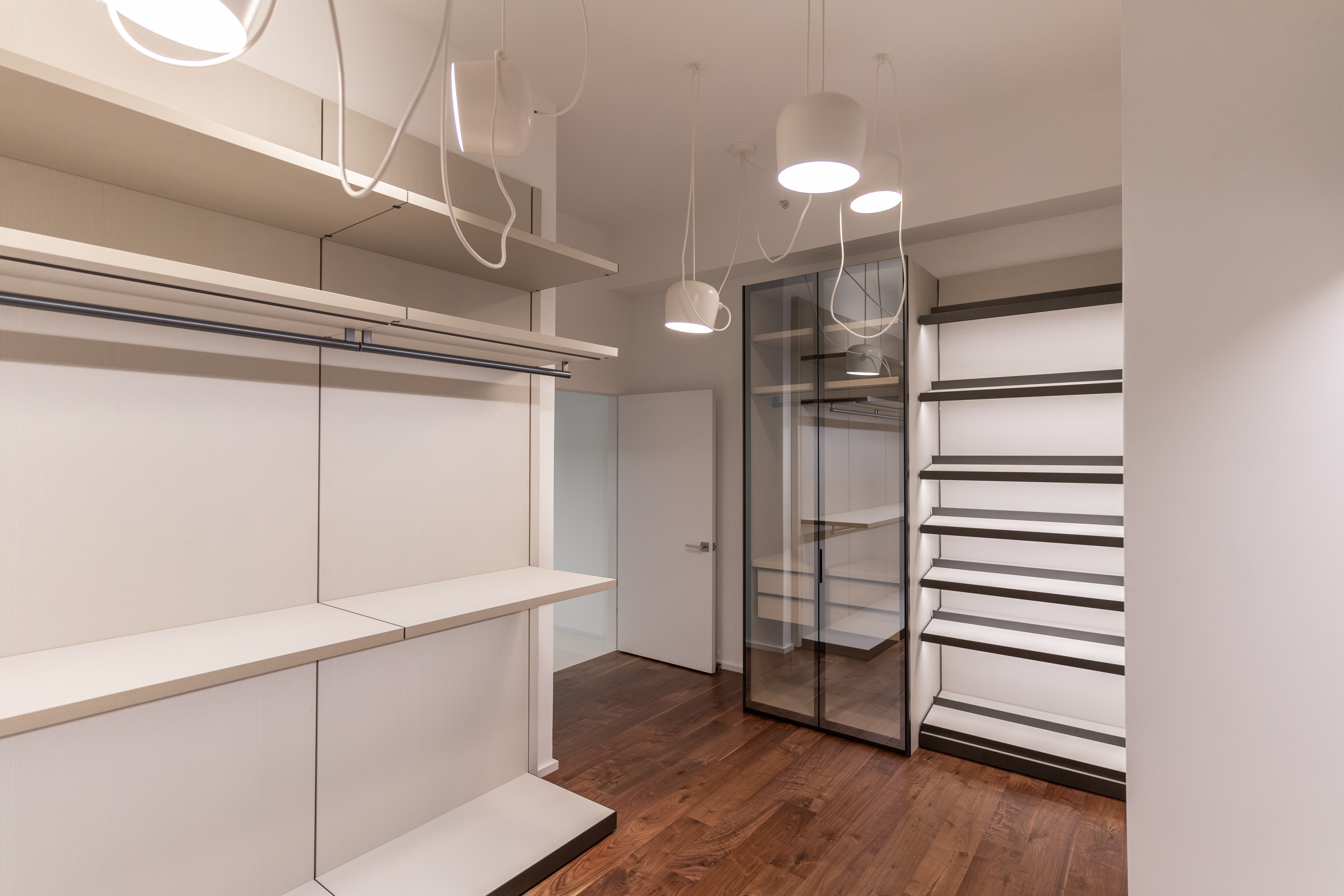 River Oaks Penthouse image 17