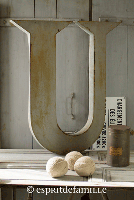 Miniature : ATELIER ★ GRANDE LETTRE INDUSTRIELLE U