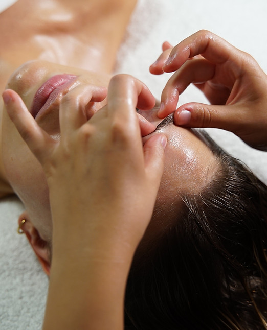 facial massage london