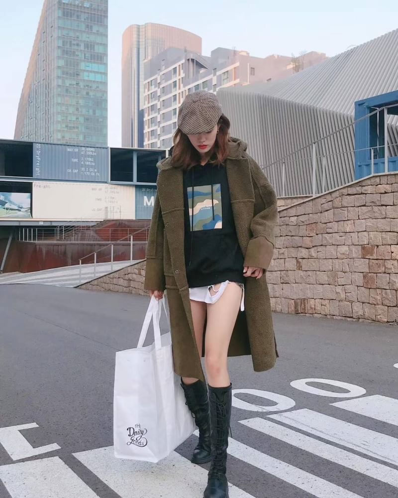 Thumbnail: oversize 加厚​寬‌鬆保暖 ✨羊​羔‌毛‌麂​皮絨‌拼接‎連帽