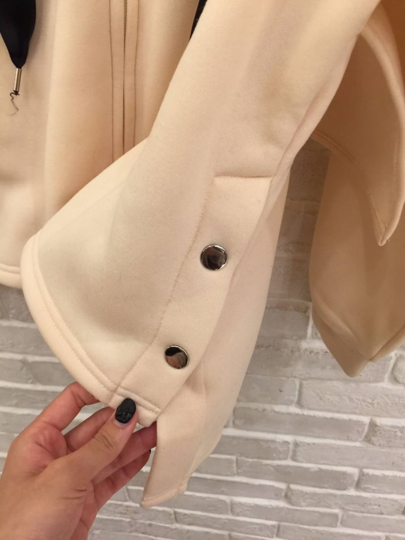 Thumbnail: 🇯🇵日牌 後荷葉邊連帽棉外套♥️