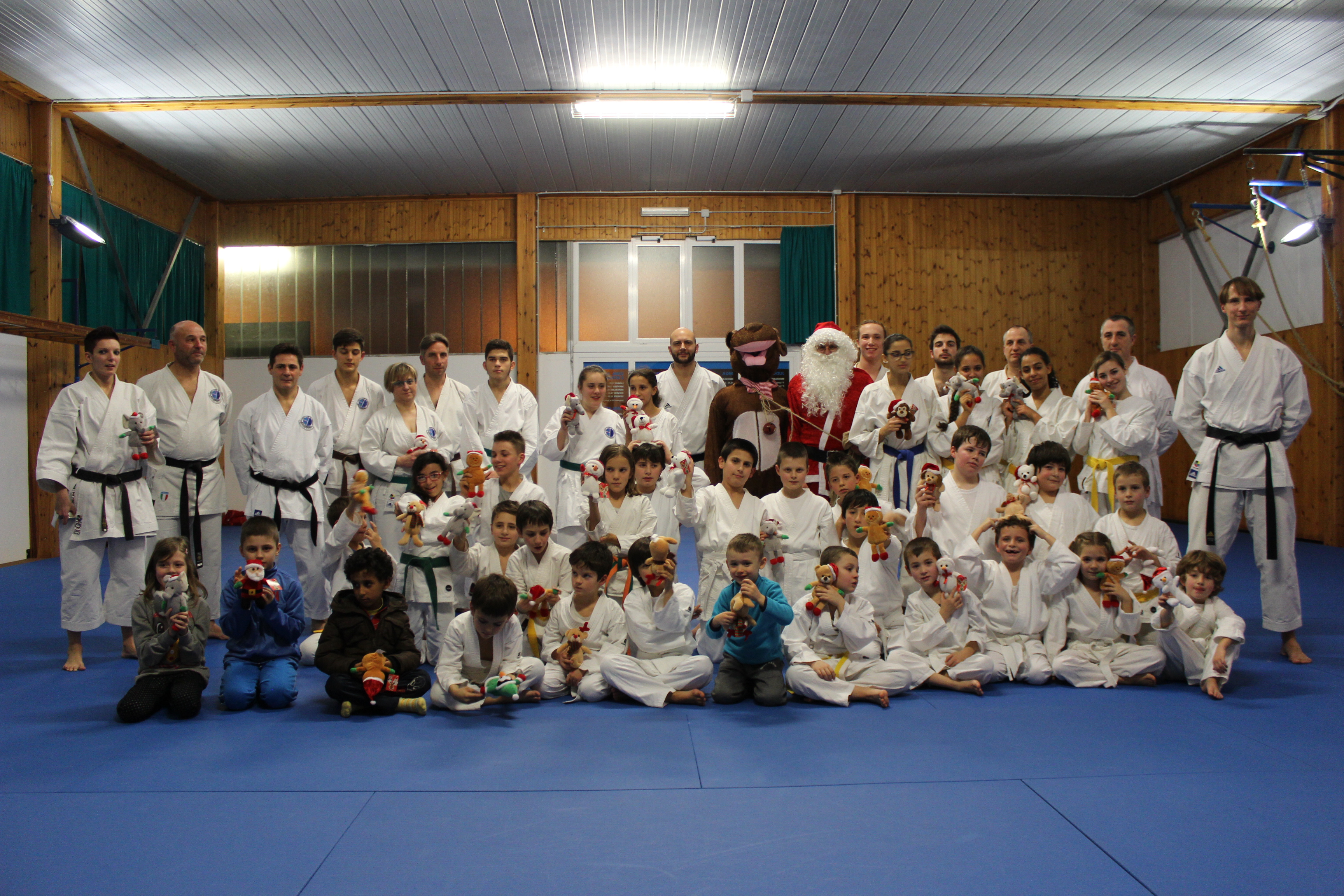 Auguri Di Natale Karate.Buon Natale Karate Spilimbergo