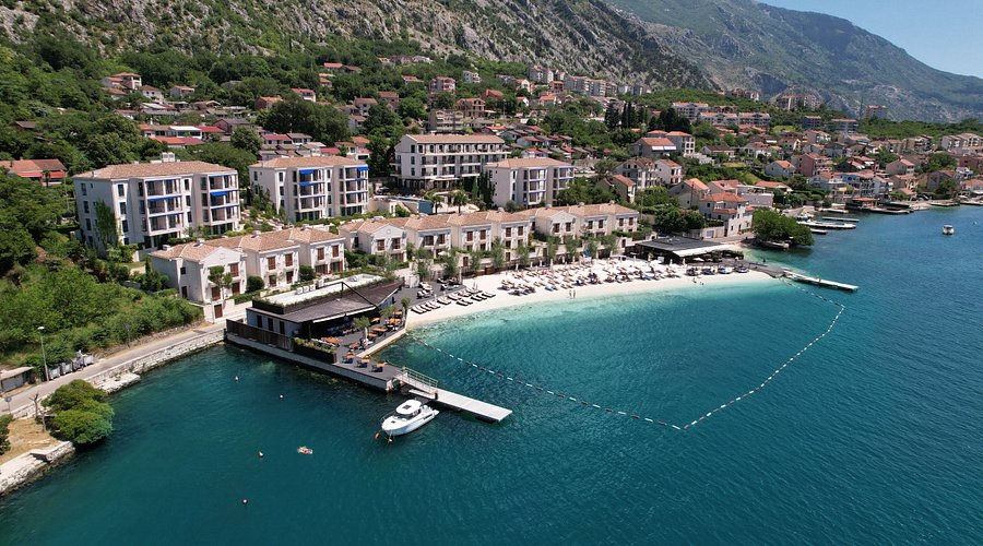 Huma Kotor Bay Hotel and Villas