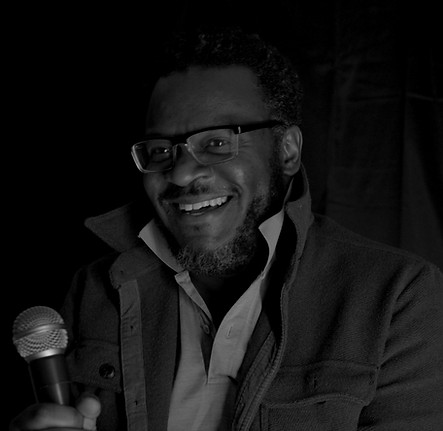 Earl Headshot_edited.jpg