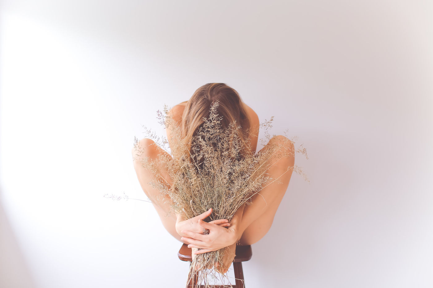 flowers, woman, shame, vulnerability, vulnerable, brene brown, researcher, leader, woman, women, tips, success, courage, article