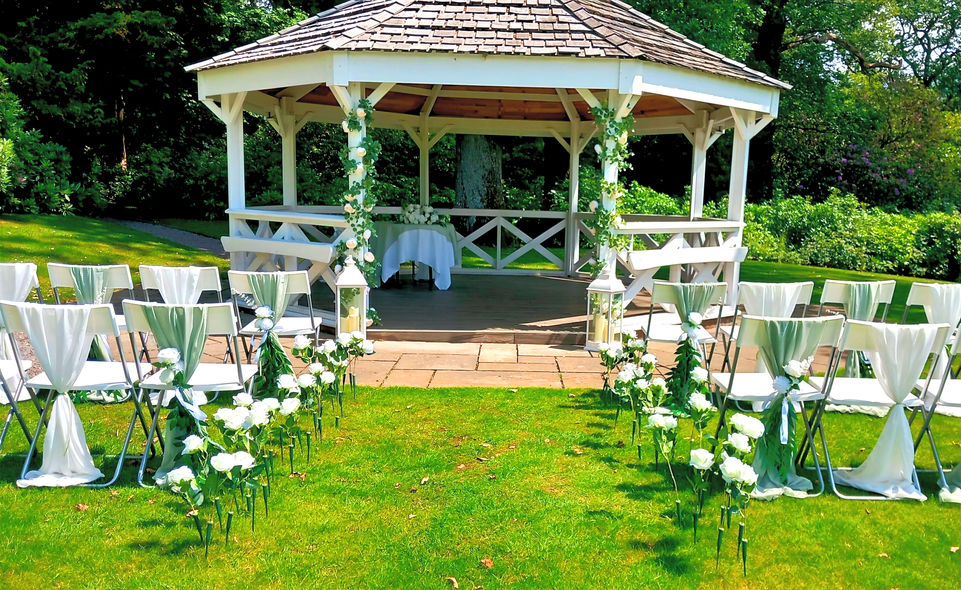 Gazebo aisle at Armathwaite Hotel, Keswick, Cumbria