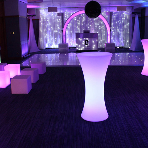 4x Light up Tables
