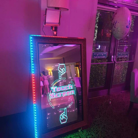 Magic Photo Mirror