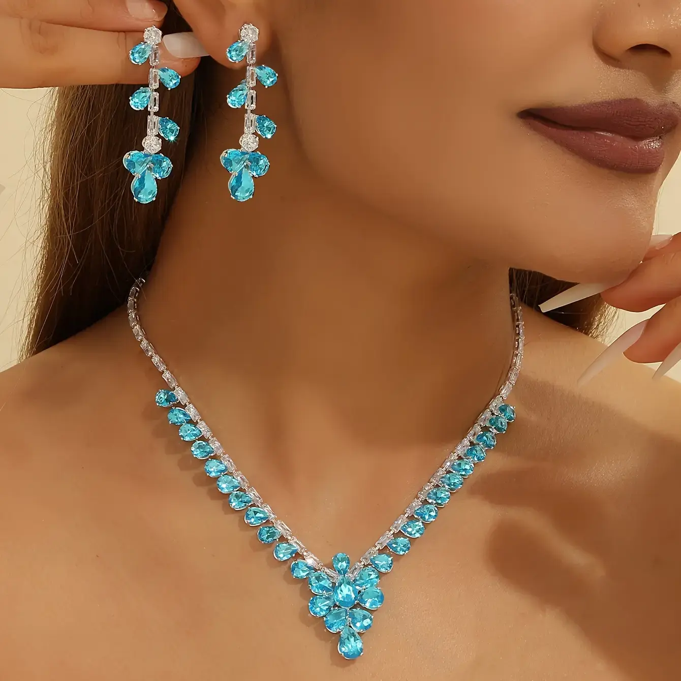 Jade Lion Luxe Gemstone Necklace and Earrings Set - Aqua Marine