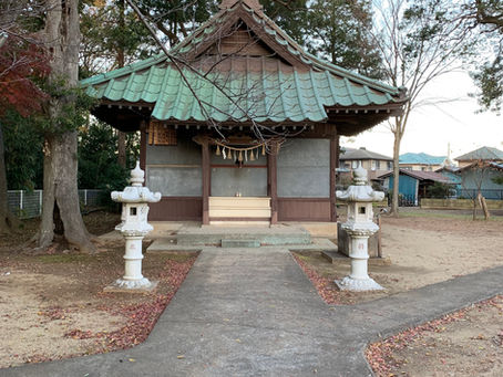 階段上って愛宕神社