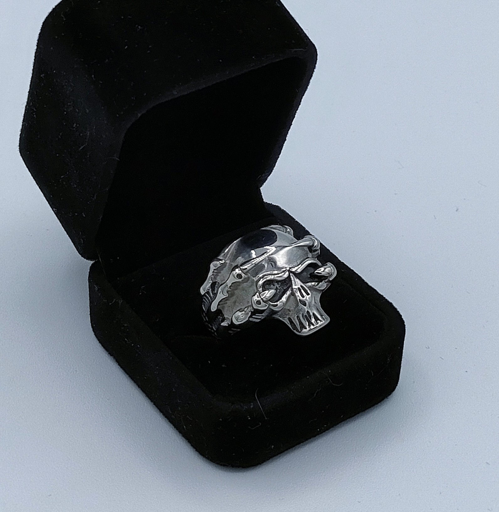 Bague Crâne avec griffe