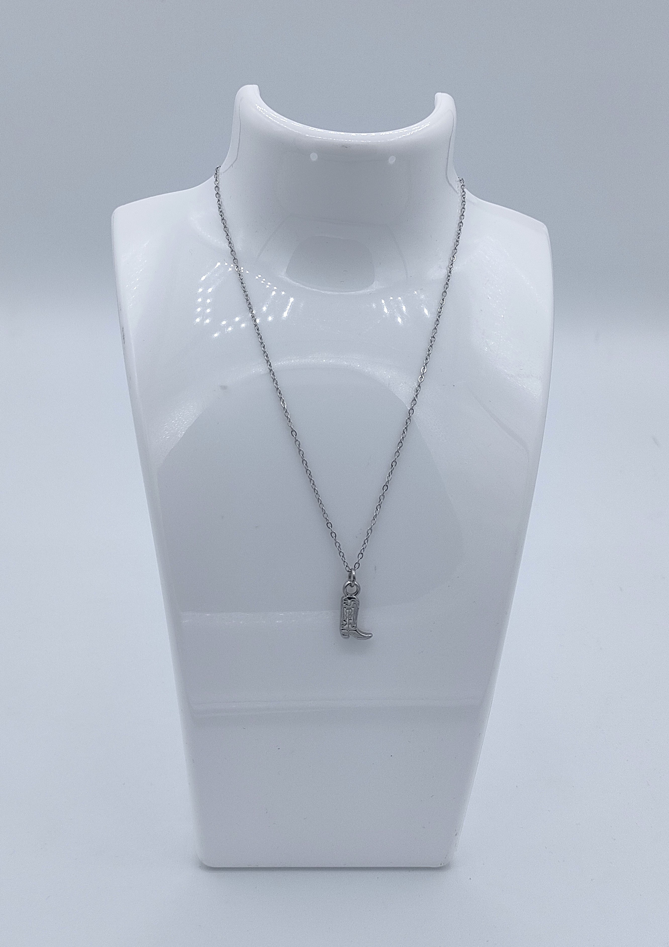 Collier Botte country