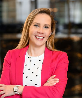 Véronika ANDRÉ, DZK