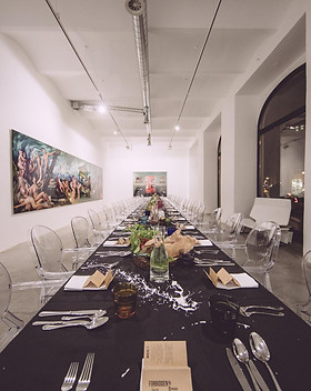 Dinner in an art gallery in Prague, incentive activity