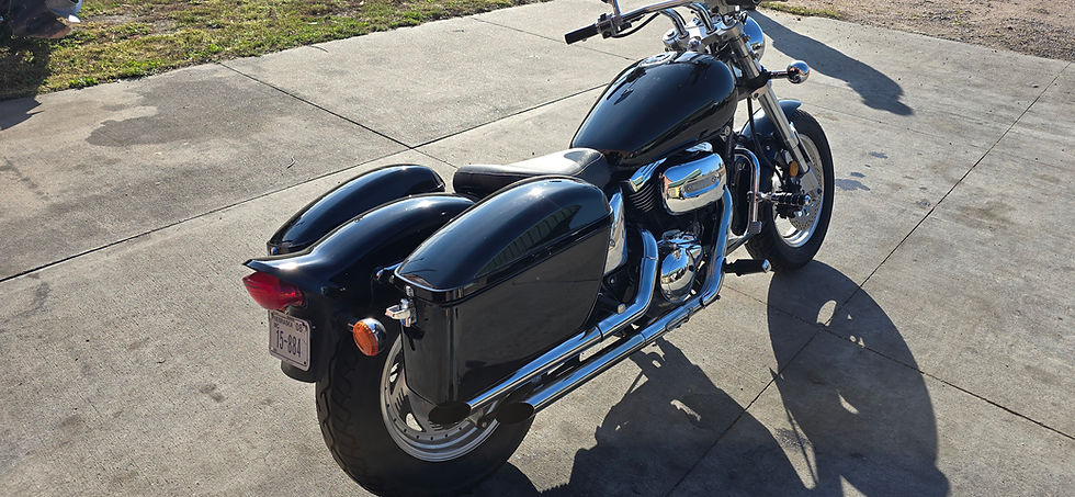 Thumbnail: 2002 Suzuki Marauder