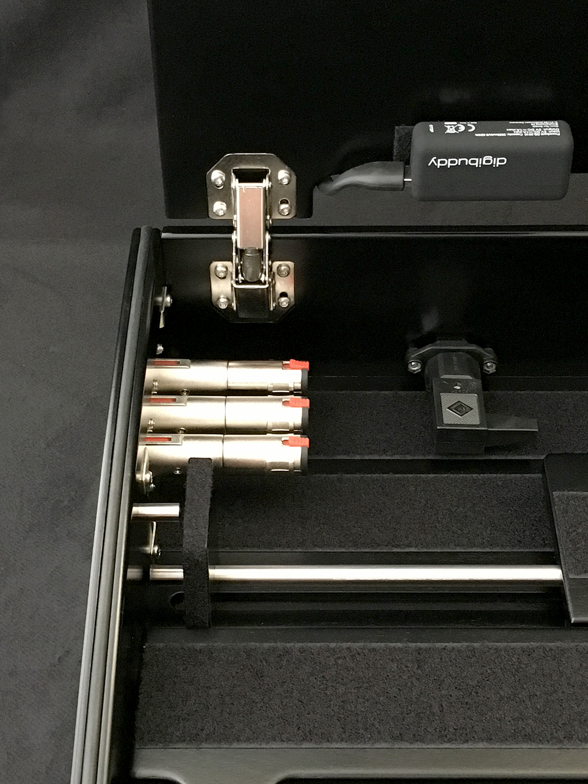 SA900c