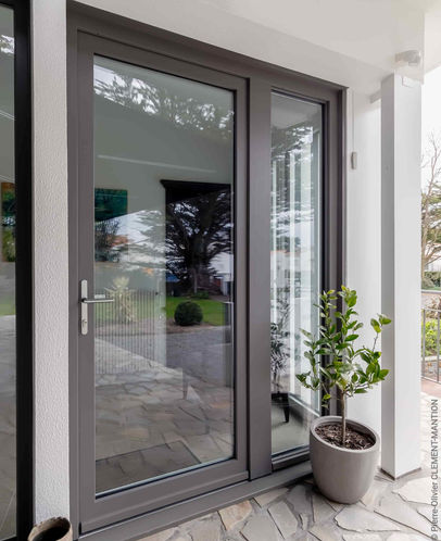 Fenêtre composite RFP gris anthracite