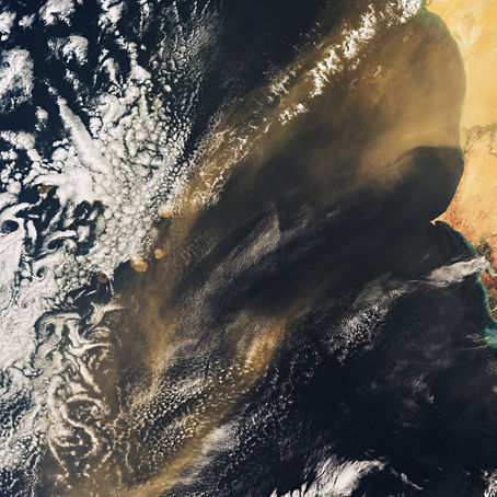 Areias e poeiras em trânsito para Cabo Verde