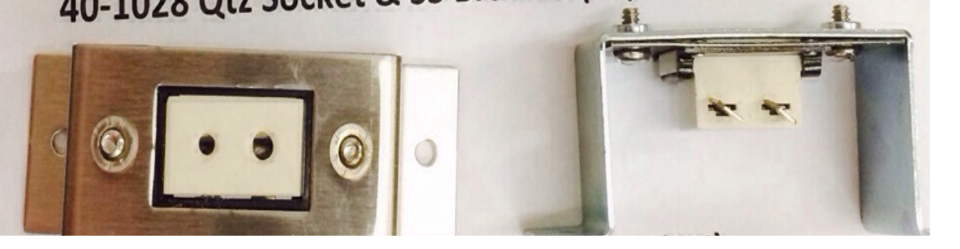 40-1028 Bi-Pin Quartz Socket & Bracket