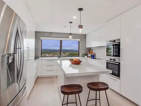 009_Open2view_ID542688-1101_burleigh_gar