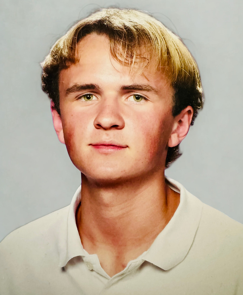 Owen 11th Grade Headshot.jpg