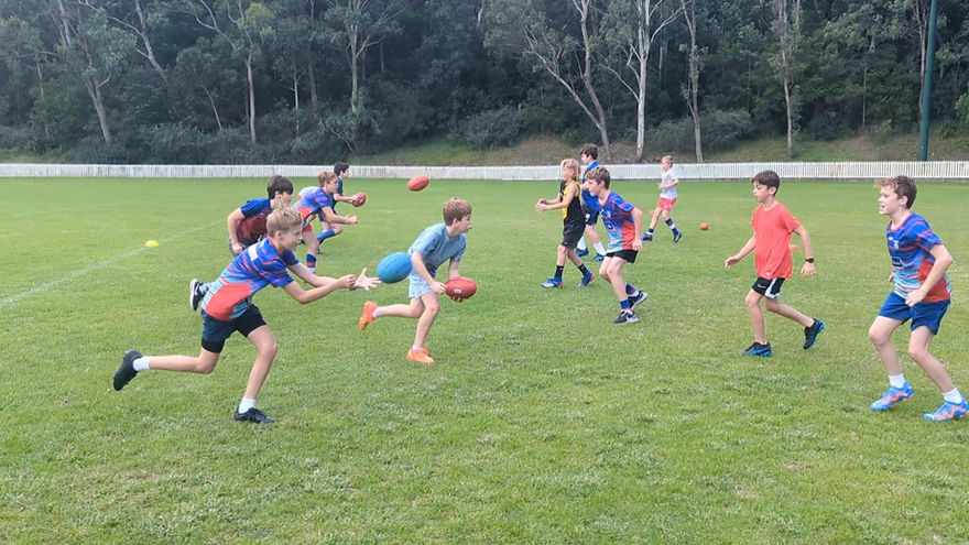 Handball Pairs on Move_edited.jpg