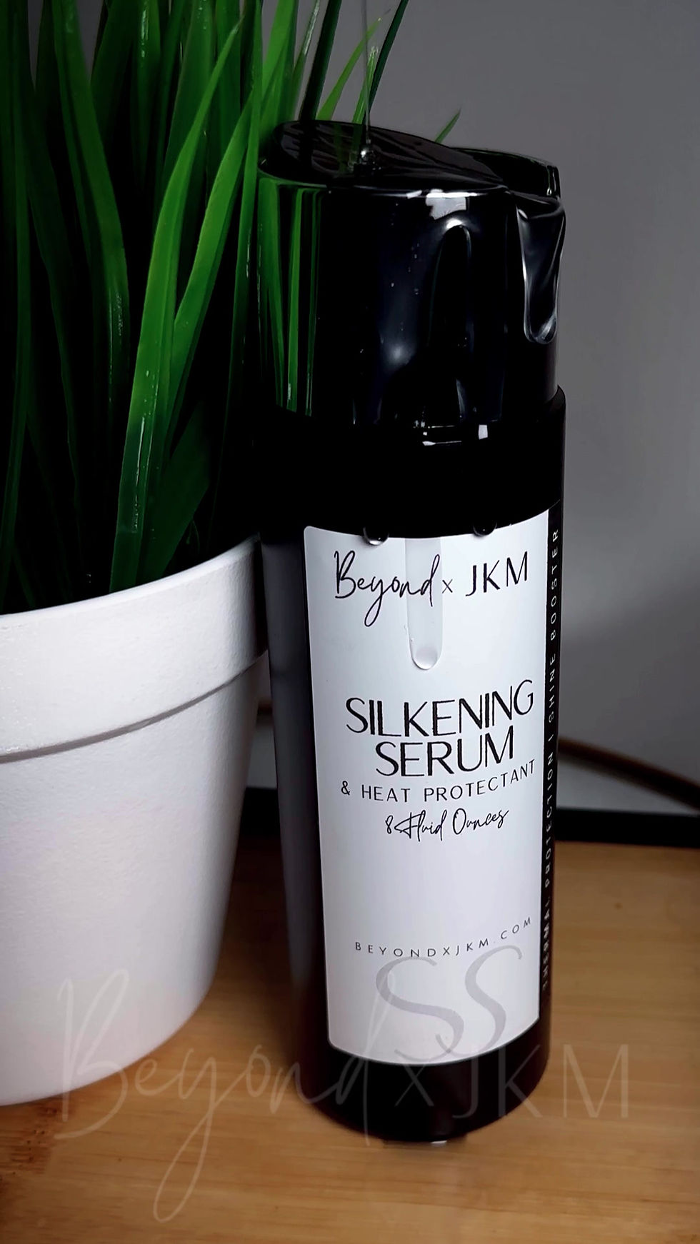 Thumbnail: Silkening Serum