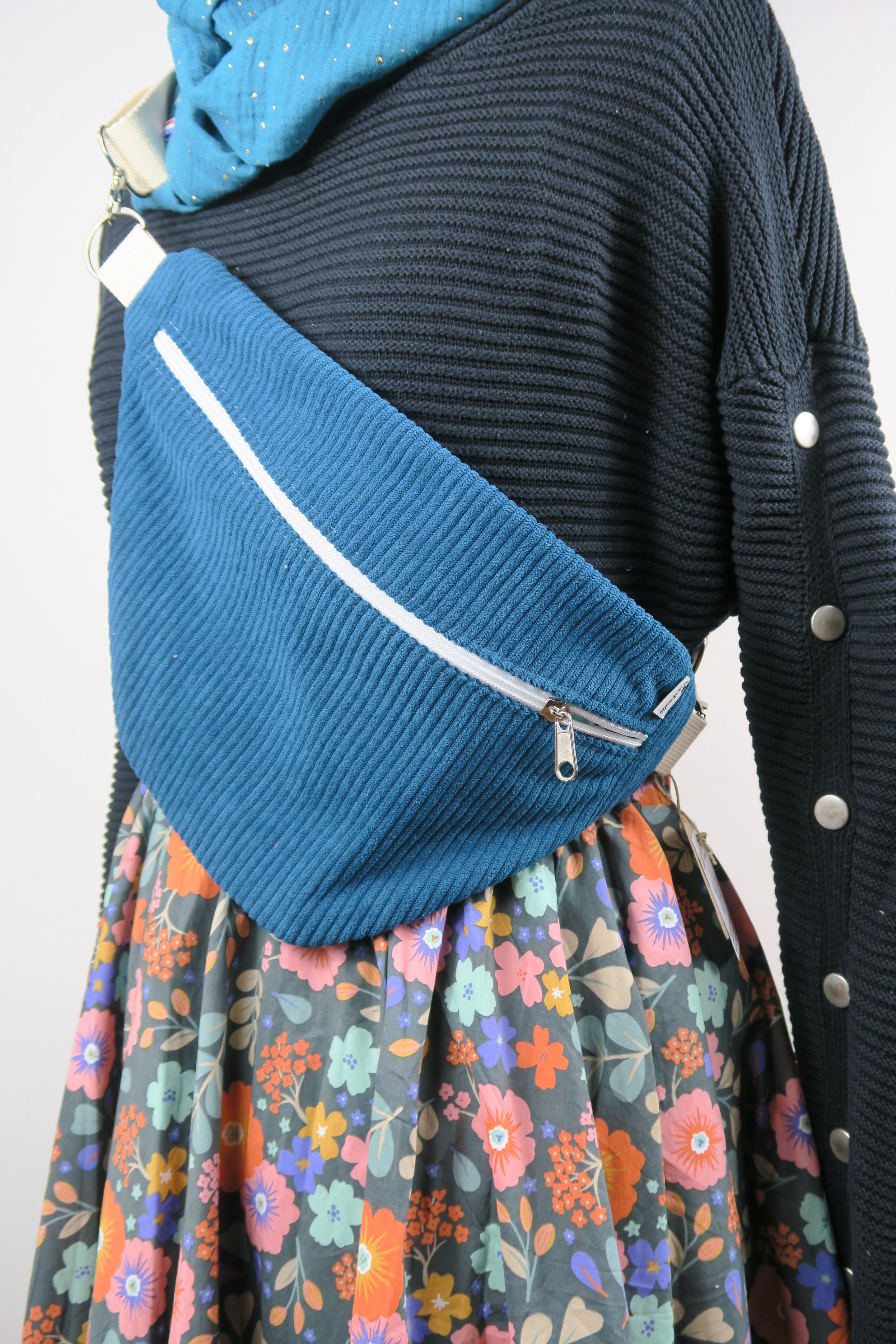 Sac banane velours artisanal – Fait main en France | Disponible en 4 couleurs