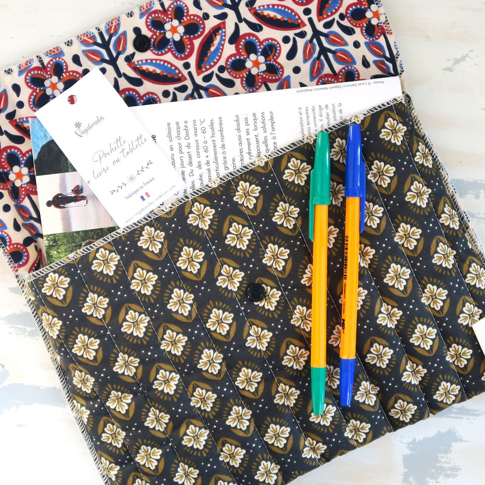 Miniature : Pochette Matelassée pour Livre ou Tablette – Protection Douce, Coton Matelassé,