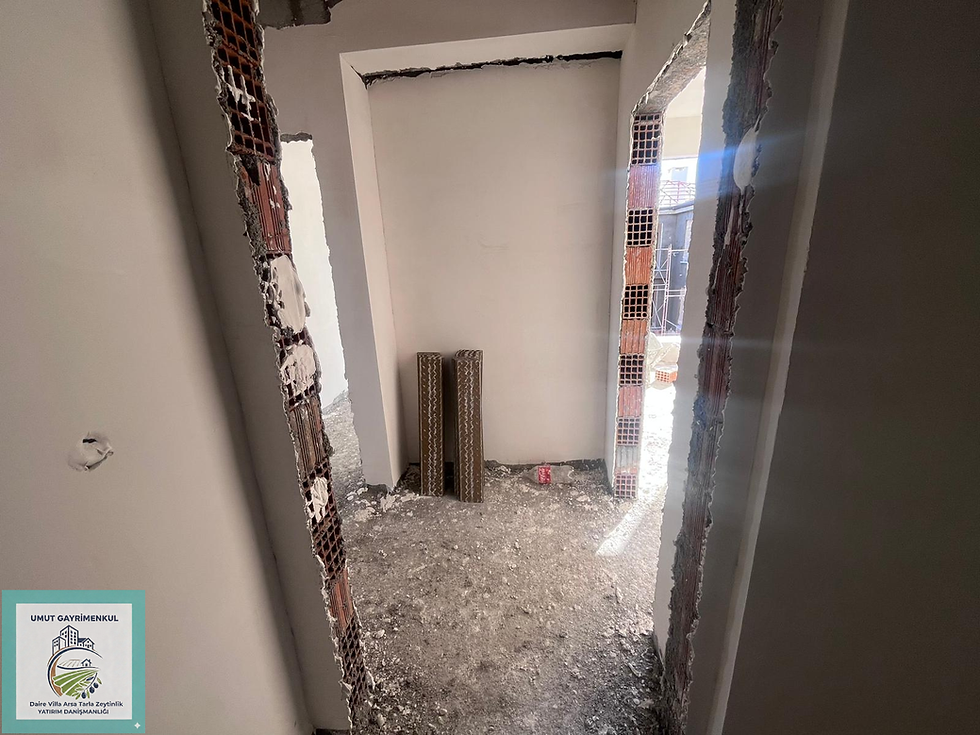 Küçük resim: Gömeç Umut Gayrimenkulde  Satılık 2+1 lüks daire