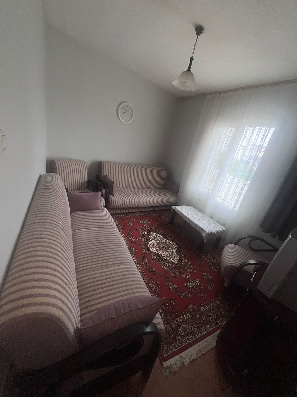 Küçük resim: Ayvalık Yen Mah. Eşyalı Kiralık