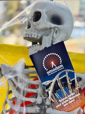 🎃🎡 UMADUM - das Münchner Riesenrad 🕷️🦇🕸️