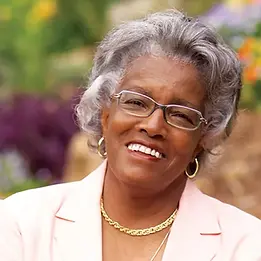 pearlie-harris-bio-sm.webp