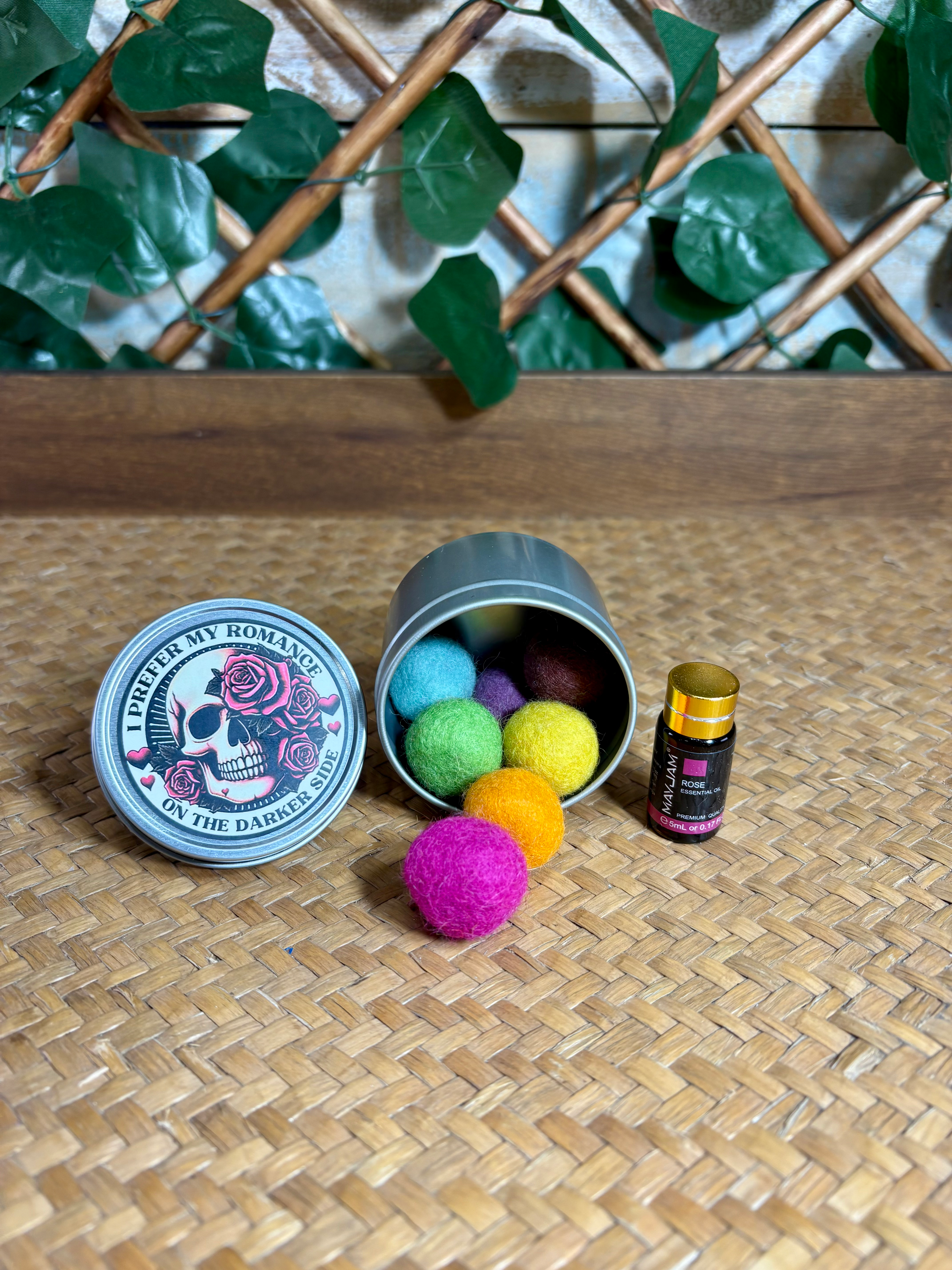 Bookish Aroma Ball Tin