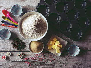 Senang Buat Kue? 12 Alat Kue Ini Wajib Kamu Miliki!