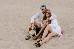 Psia sesja na półwyspie Chałupy z psem Władysławowo Hel