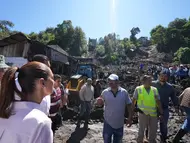 Establecen puentes aéreos en zonas aisladas de Veracruz, informa Sheinbaum