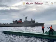 Aseguran semisumergible con 3.5 toneladas de cocaína en costas de Guerrero